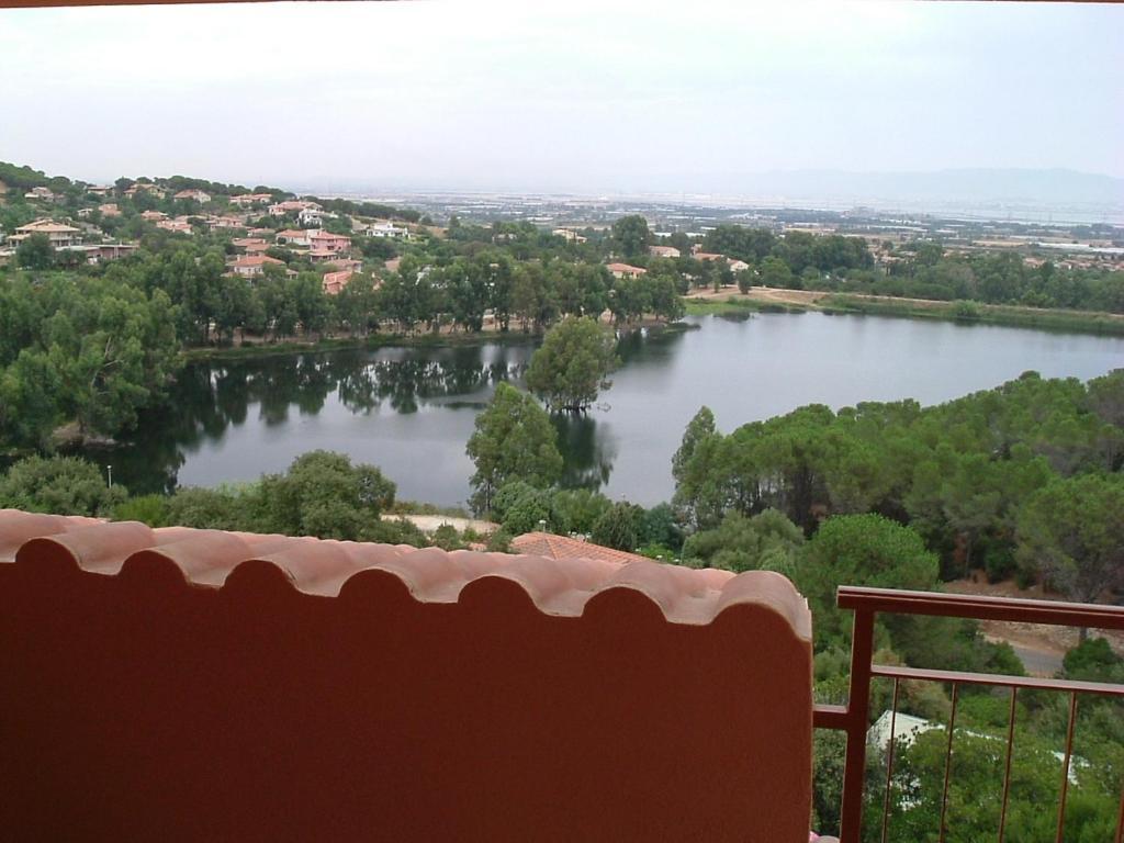 Villa Patrizia B&B Sul Lago Capoterra Værelse billede